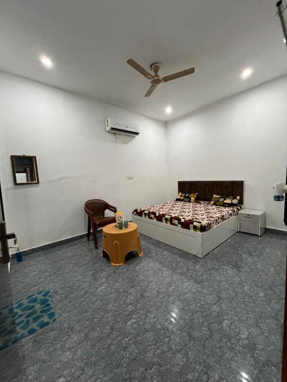 Kamal kishori Dham Guest house - View 2
