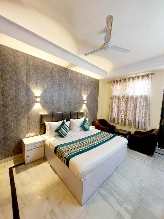 Hotel Khusbu Residency, Green Park Market, South Delhi — Vue principale