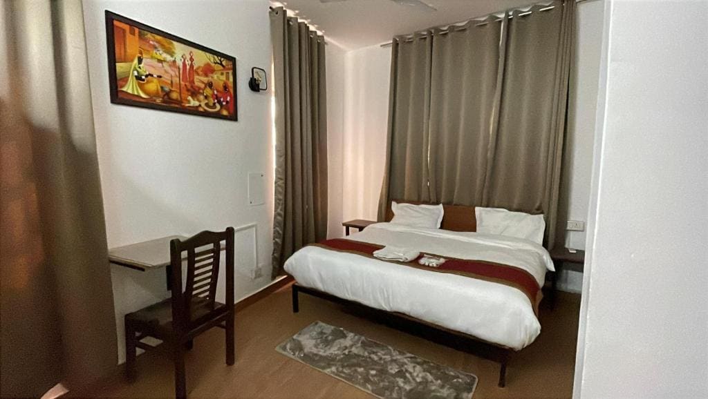 Kings Court Hotel Panchsheel Park - View 2