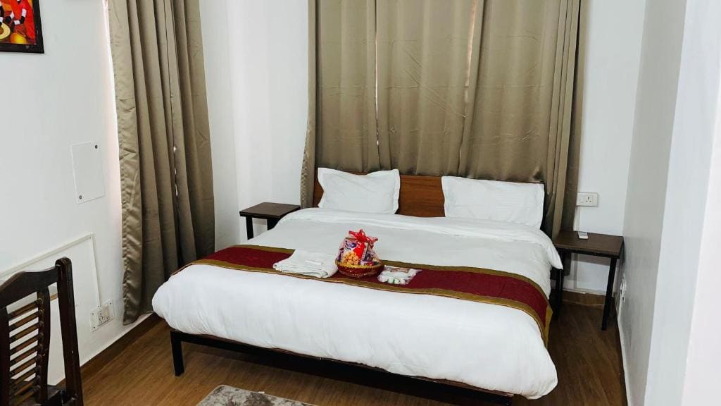 Kings Court Hotel Panchsheel Park - View 4