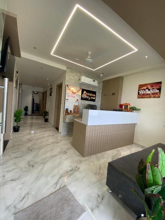 Hotel Krishna — Vue 7
