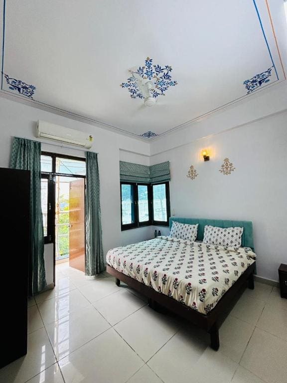 Hotel Lake Vista Stays - View 6