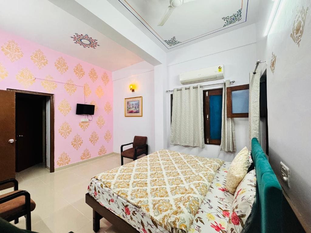 Hotel Lake Vista Stays - View 2