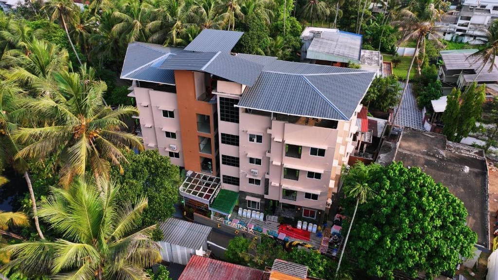 Hotel Le Marina Residency - View 4