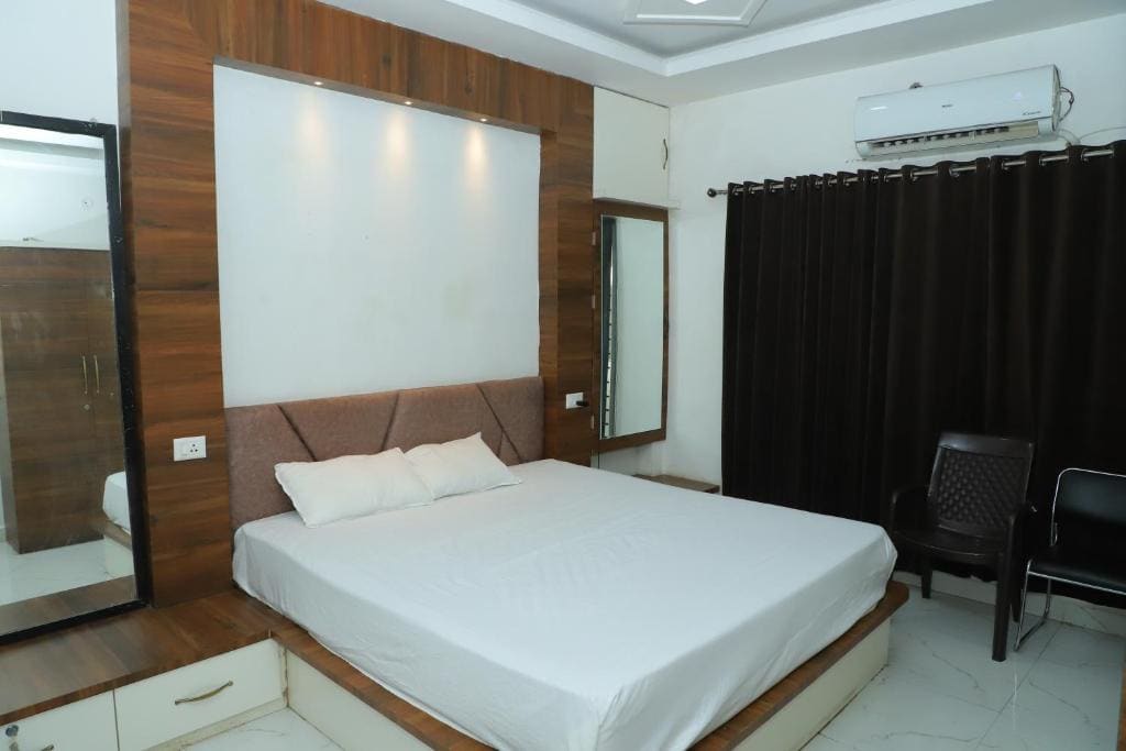 Hotel LION'S BNB - View 2