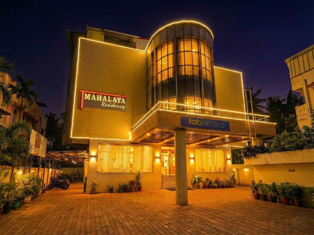 FabHotel Prime Mahalaya Residency - Main view