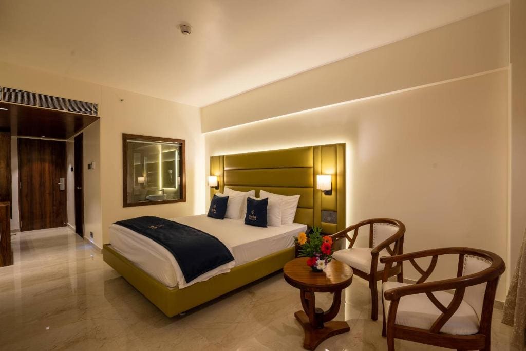 Mastiff Grand The Sia Palace Suites Khopoli - View 2