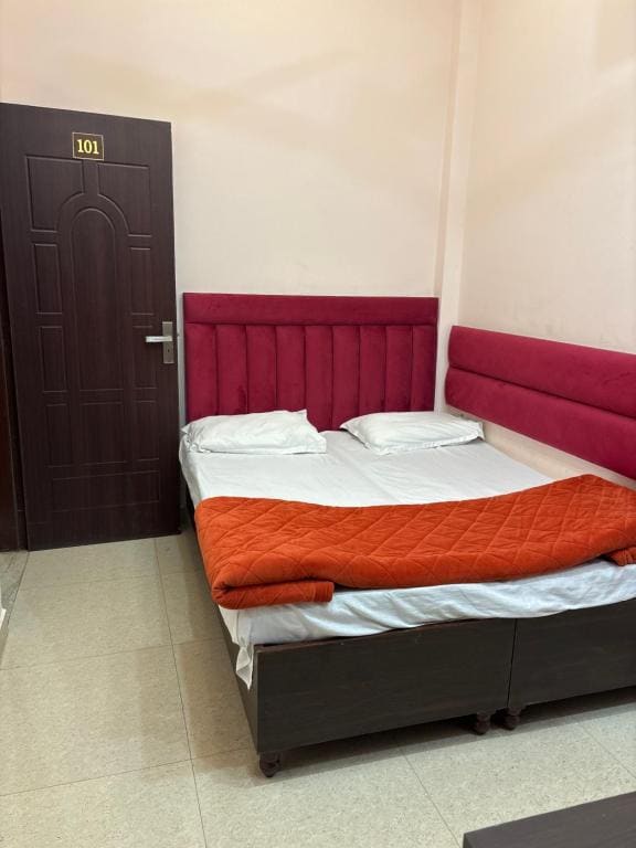 Mehtab guest house - Main view