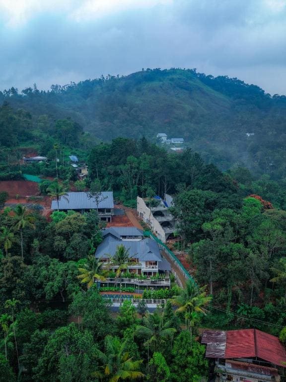 Ice Cloud Munnar Pool Resort - View 5