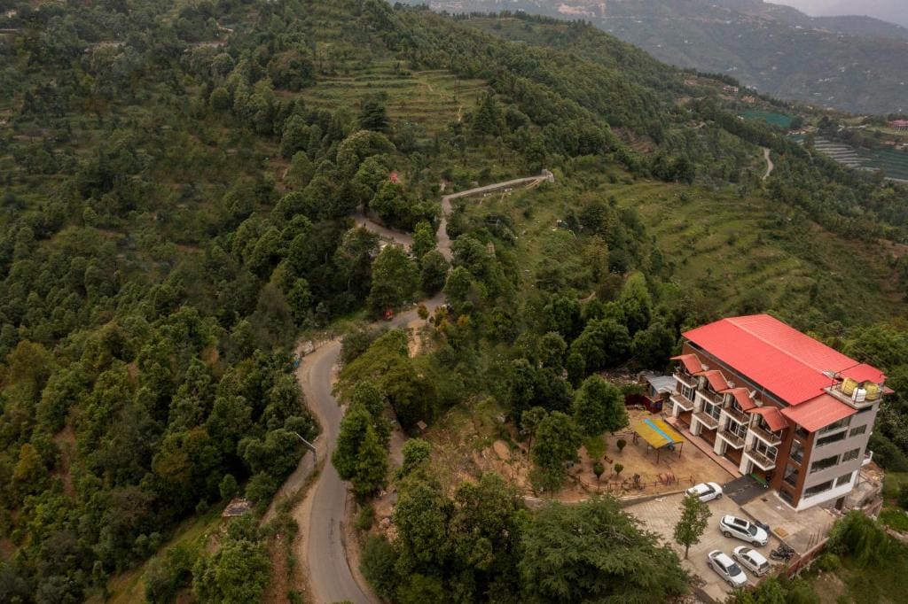 Mukteshwar Treat Resort - View 3
