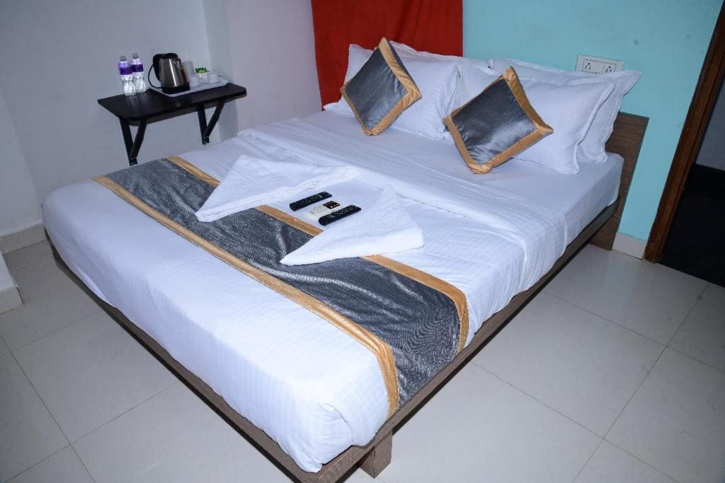 New Grand Suites Jakkur — Hauptbild