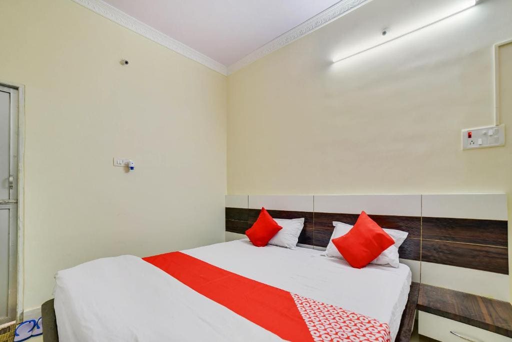 Super Hotel O AA Corporate Guest House - Tampilan 6