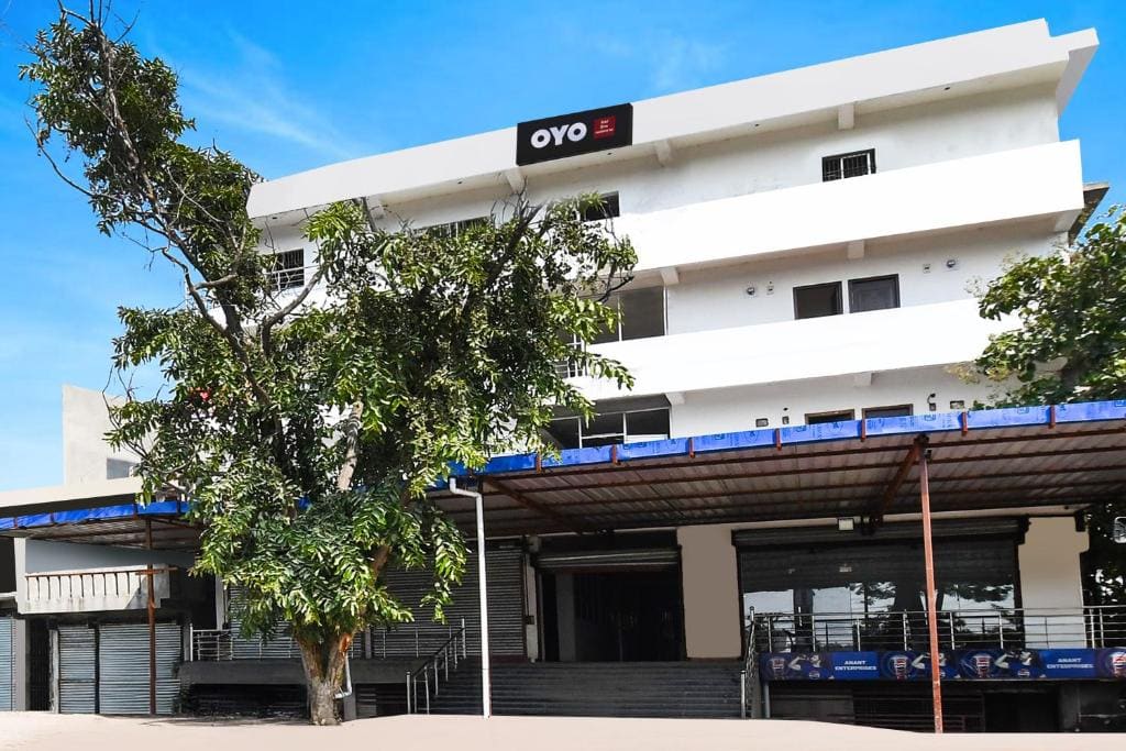 HOTEL O SHIVA RESIDENCY INN - Main view