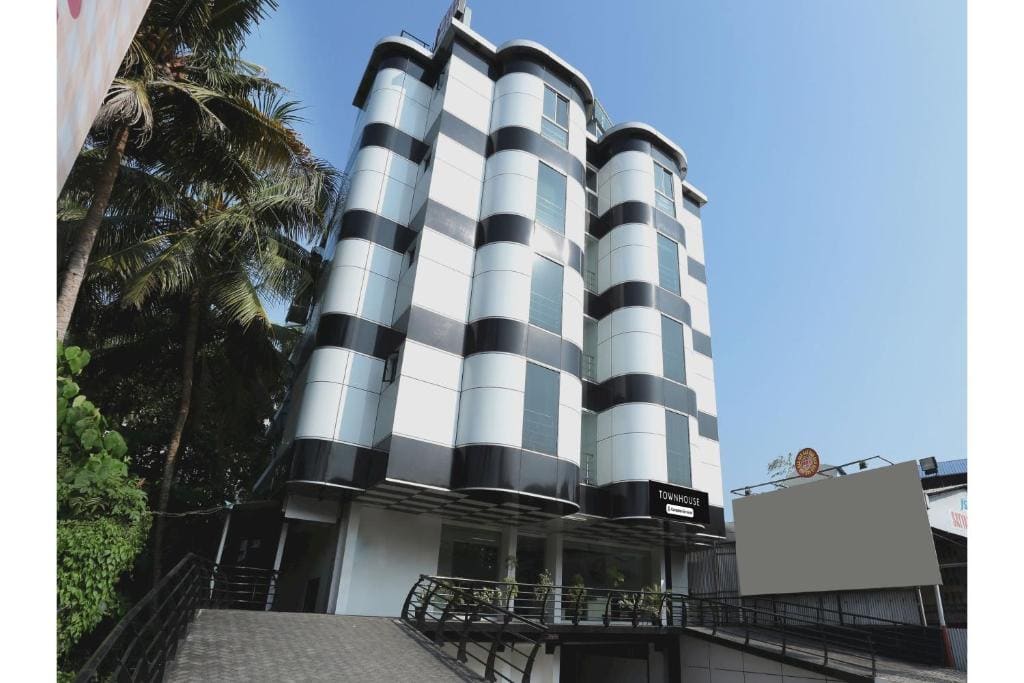 Super Townhouse Malabar Illam Kochi - View 5