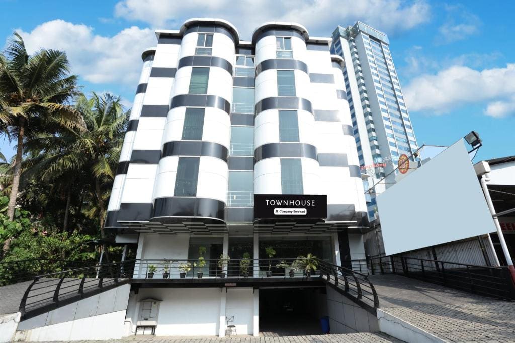 Super Townhouse Malabar Illam Kochi - Main view