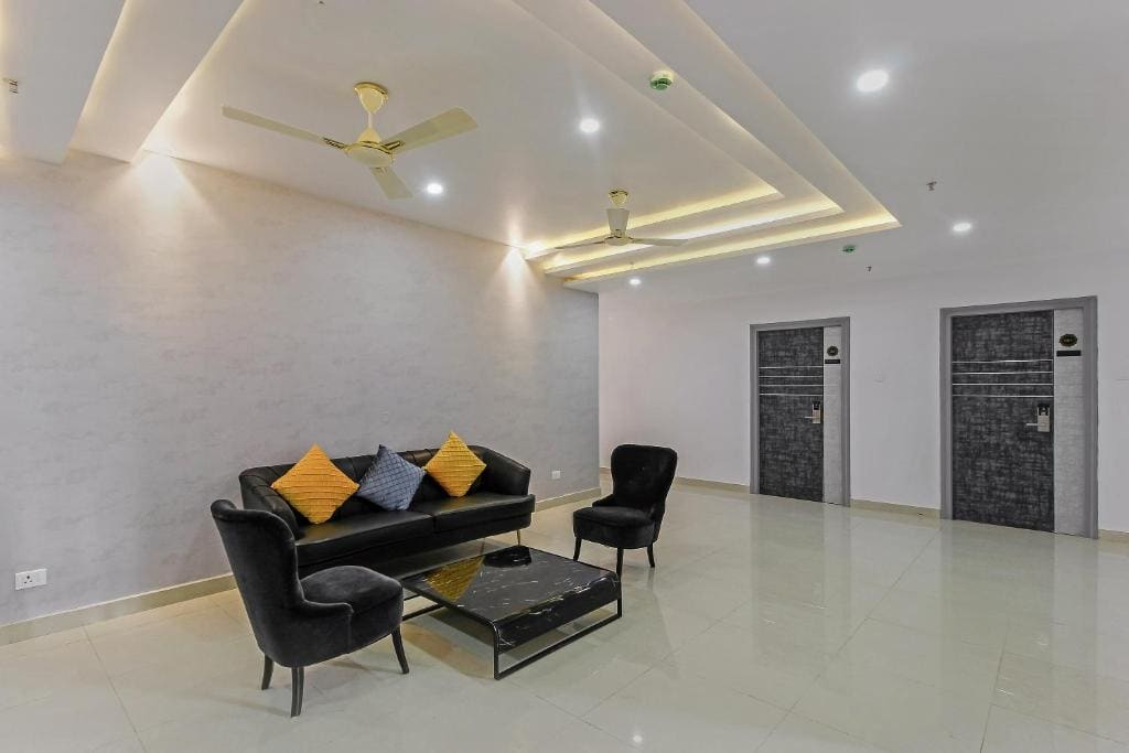 Super Capital O Hoysala Inn - View 4