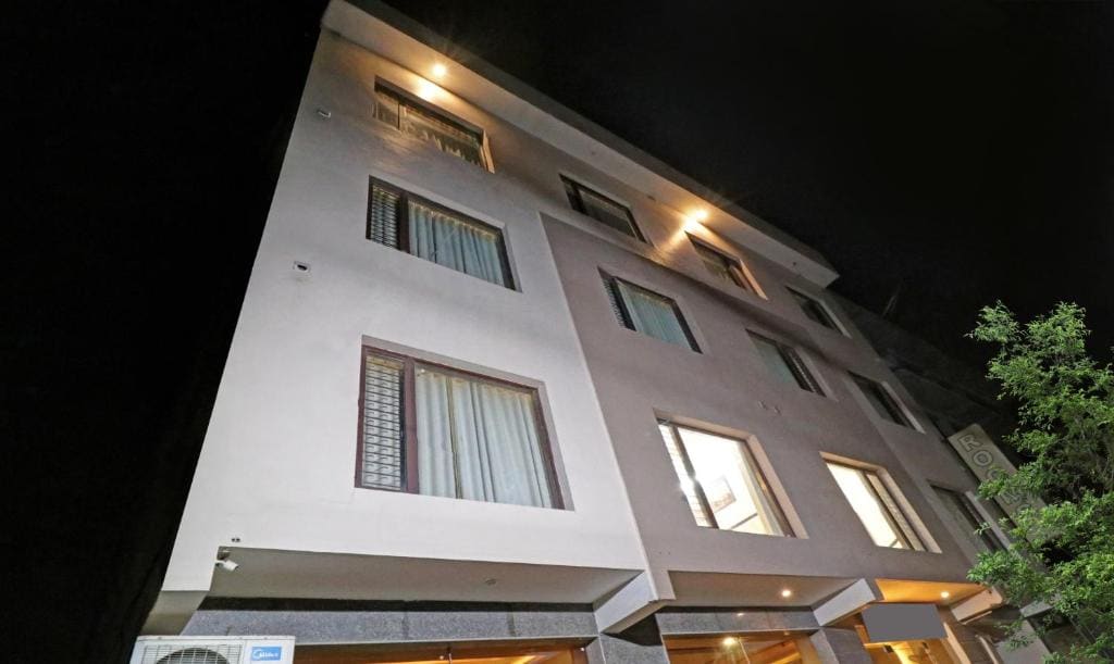 Treebo Magnum Chandigarh - Main view