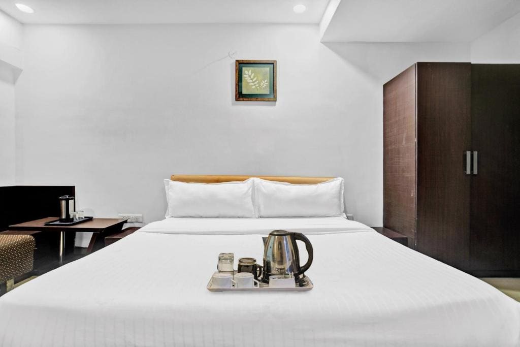 Super Townhouse Divya Palace - View 7