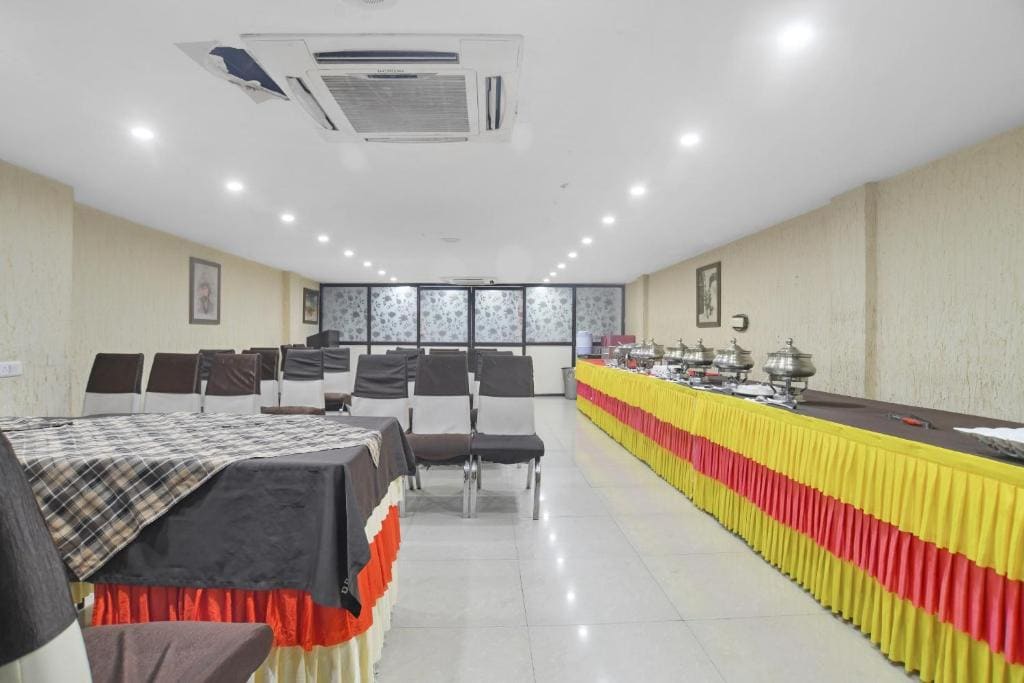 Super Townhouse Divya Palace - View 5
