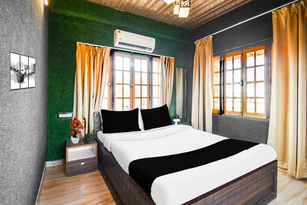 Super Hotel O Champasari Siliguri Formerly Four Fox Suits - View 7