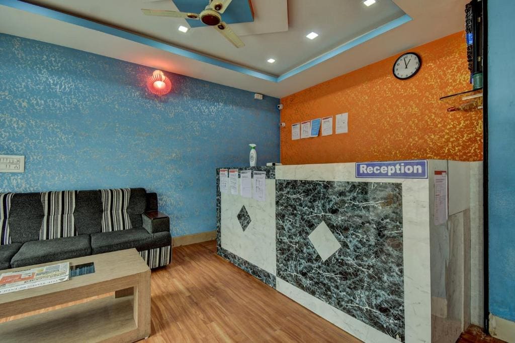 Hotel O K N Residency - عرض 5
