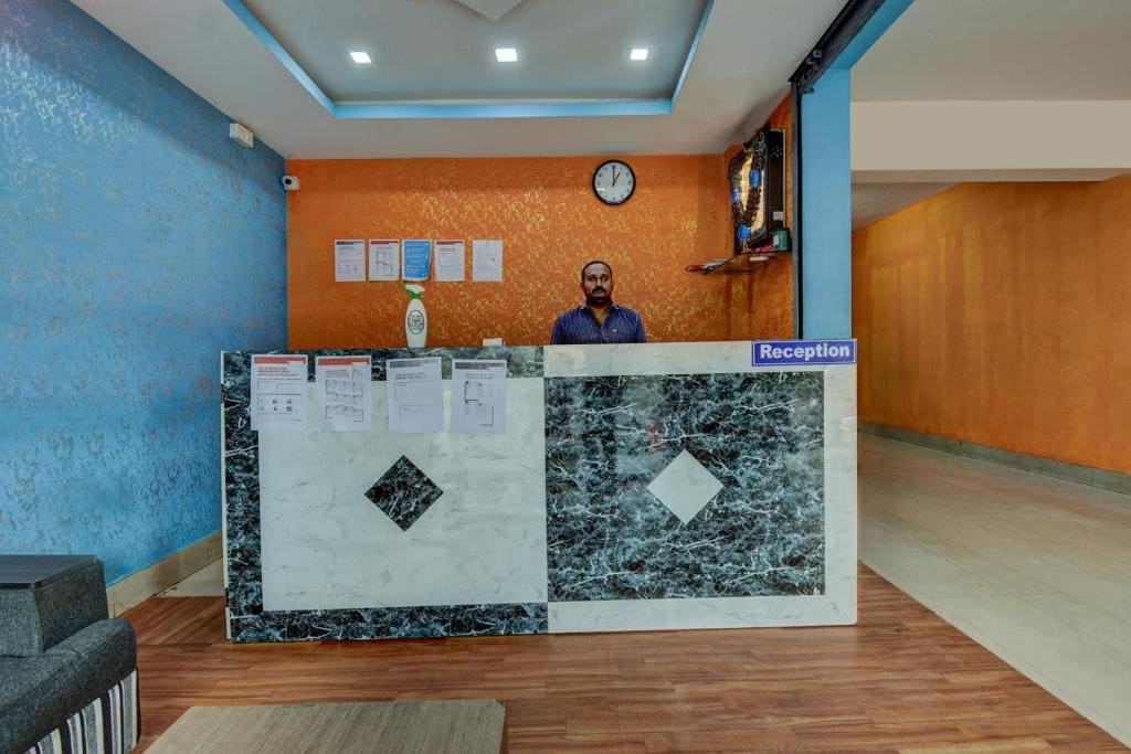 Hotel O K N Residency - عرض 6