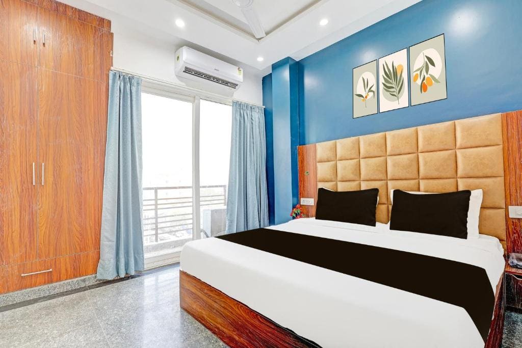 Super Townhouse Sector 62 Gurgaon Near World Mark - View 6