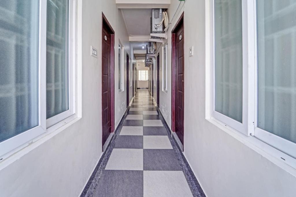 Hotel O Royal Residency - View 3