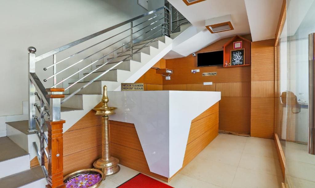 Itsy Hotels Kottaram Residency, 10 Mins To Botanical Garden — Vue 6