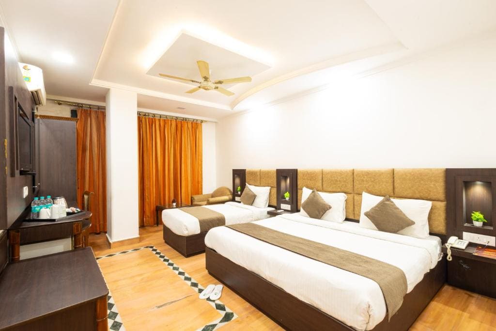 Hotel Panickers Residency Karol Bagh - View 7