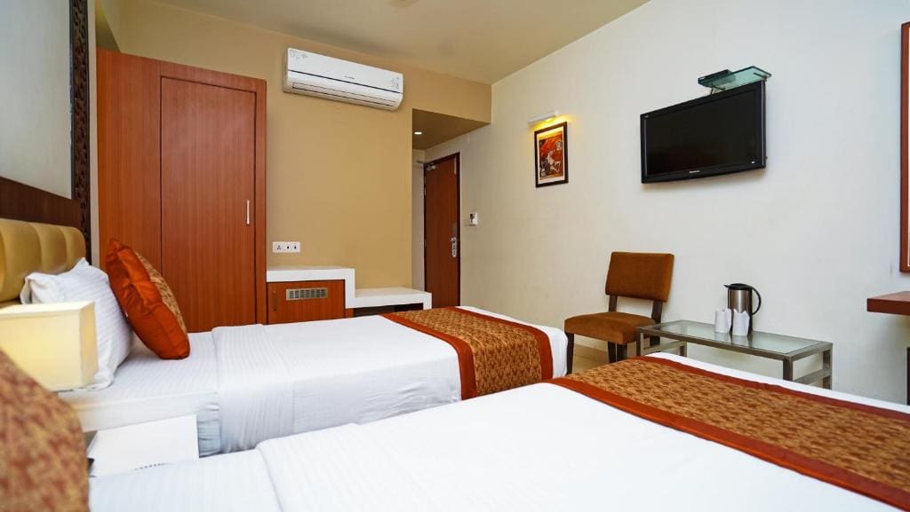 Hotel Pooja Palace - View 6