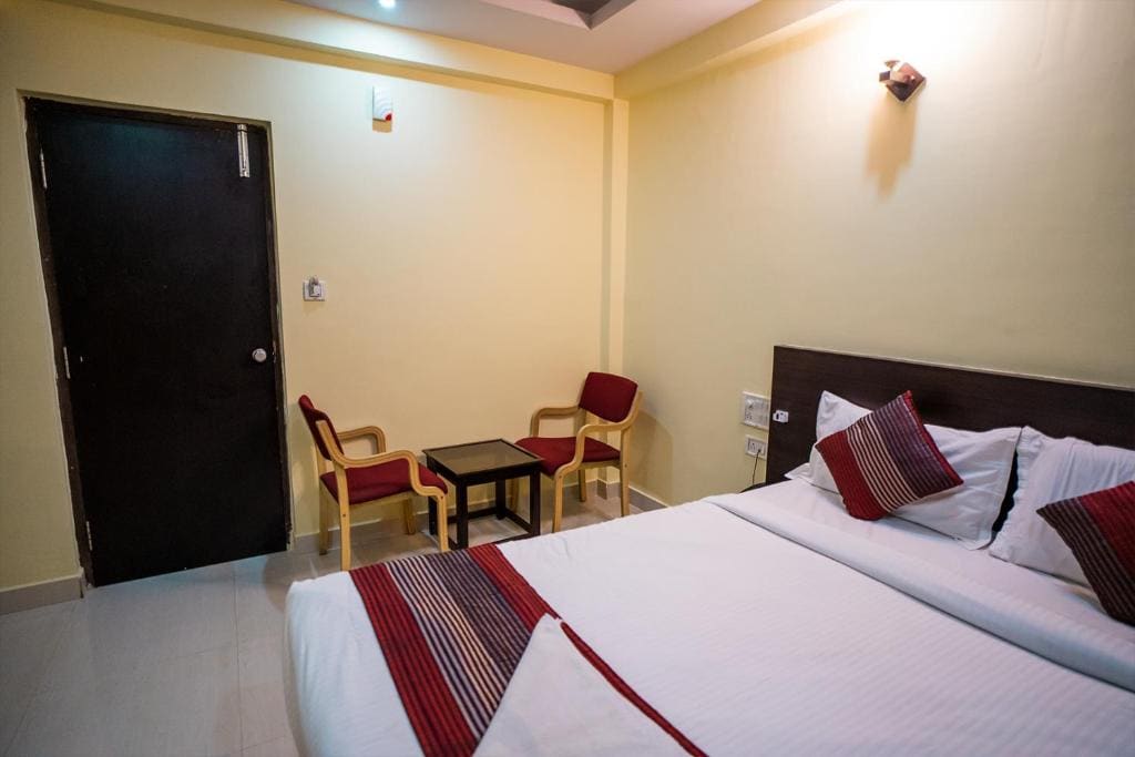 HOTEL PRAKAASH COMFORTS - View 6