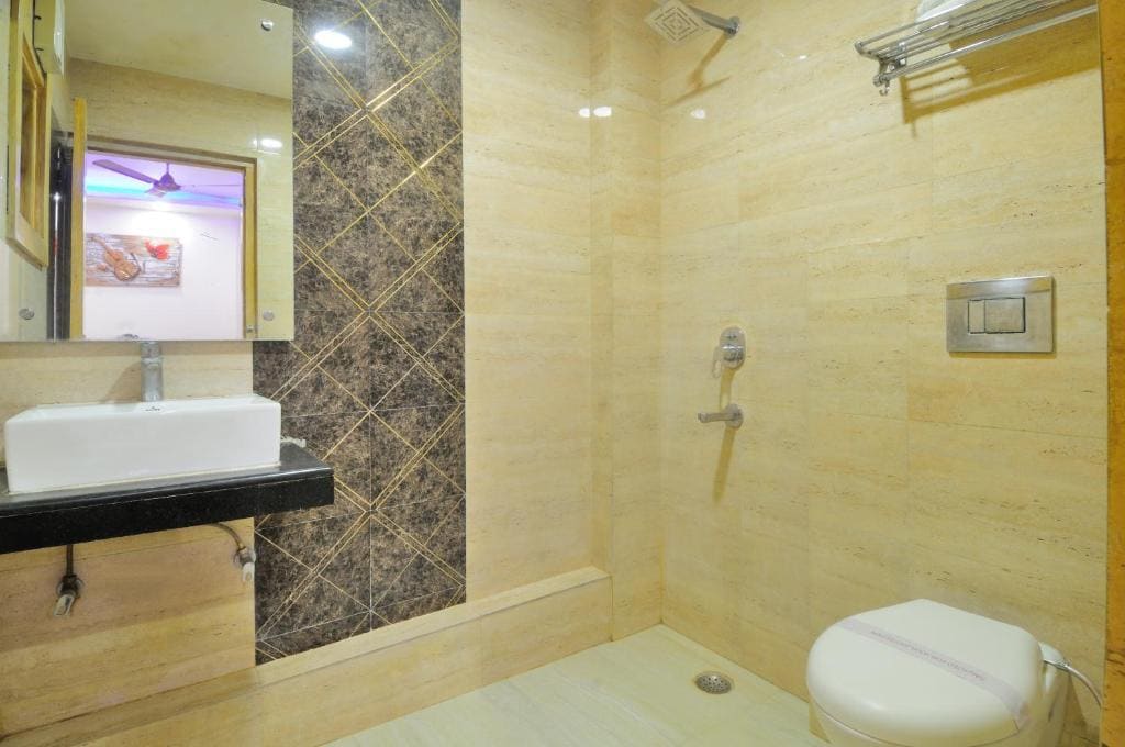 Hotel Prince Palace Deluxe - New Delhi - View 5