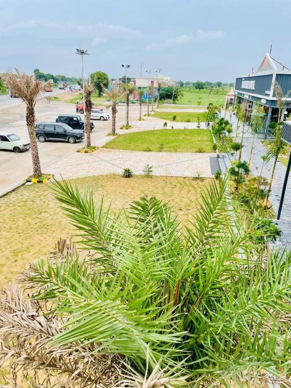 Randhir Hotel & Restaurant - View 7
