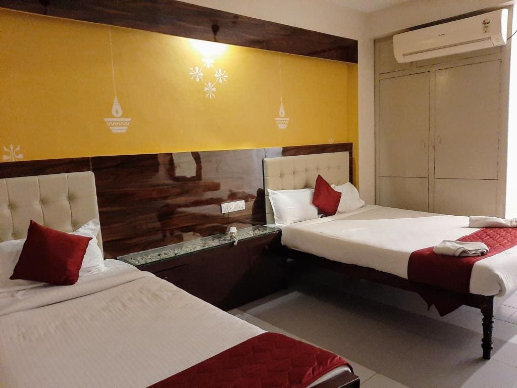 Ravi Krishna Inn - View 2