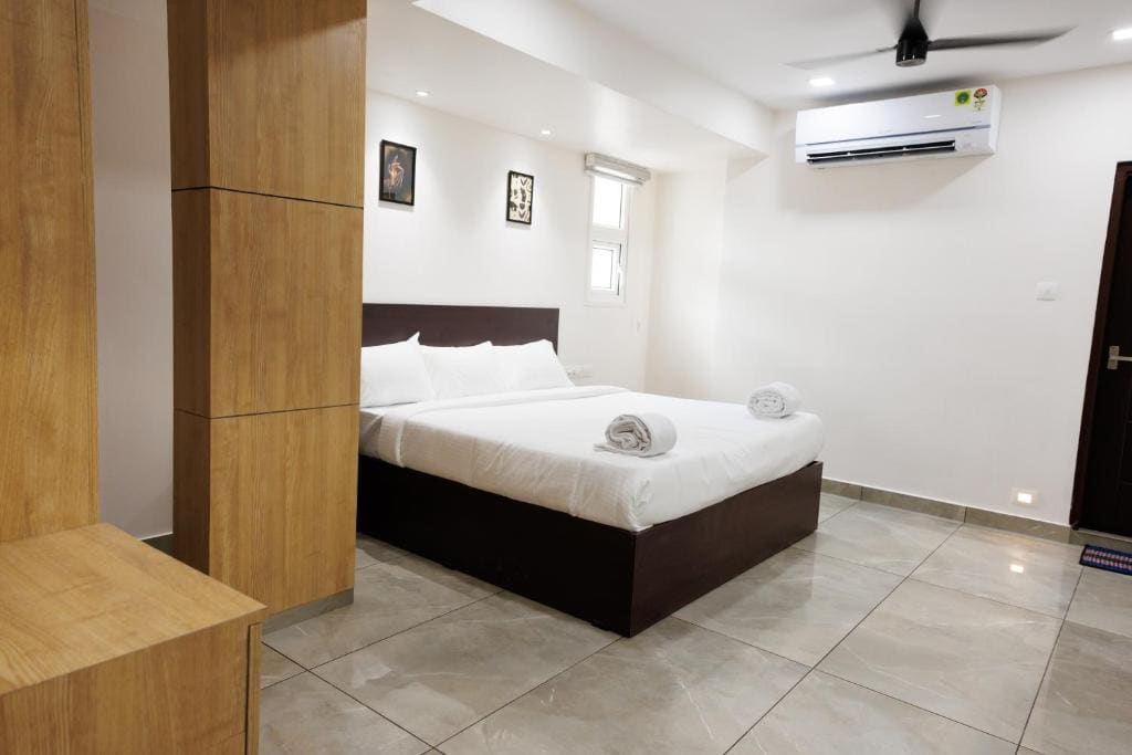 Reach Inn - View 2