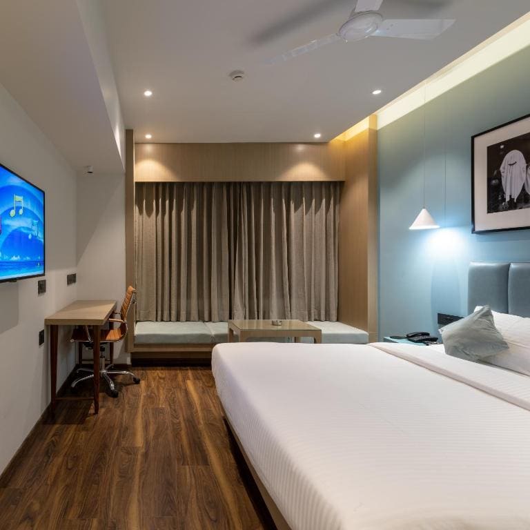 Hotel Regal Grand - View 6