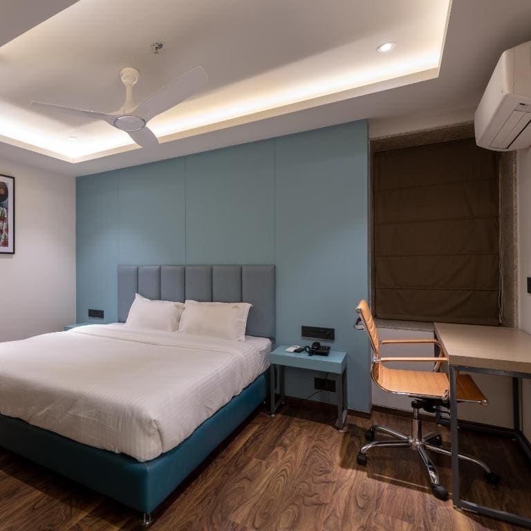 Hotel Regal Grand - View 2