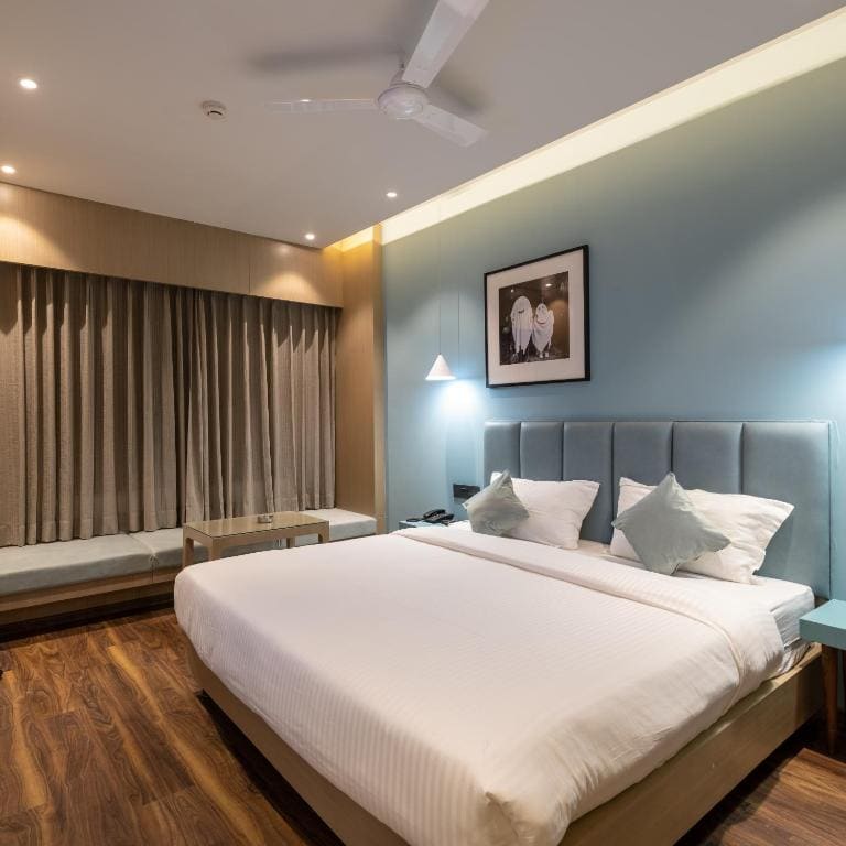 Hotel Regal Grand - View 7