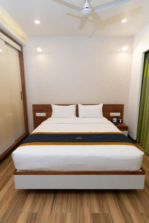 Regal Suites - View 6