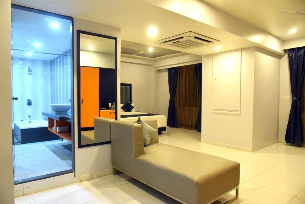 Regenta Inn Vadodara, 500m from Railway Station - View 6