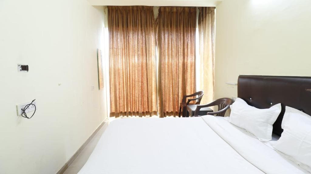 ROYAL PARK Opposite MANIPAL HOSPITAL SARJAPUR Signal - 写真 6