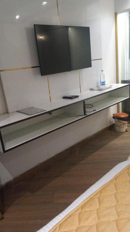 Hotel Royal Stay - Abraham Pandither Road - View 5