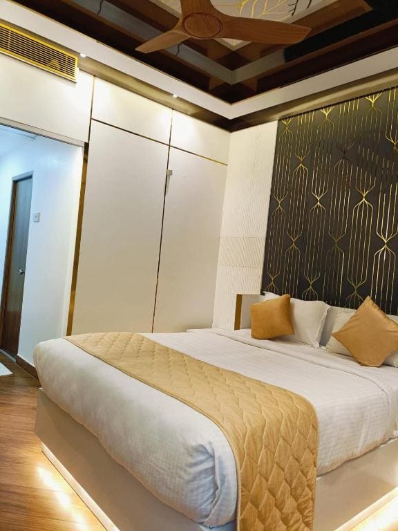Hotel Royal Stay - Abraham Pandither Road - View 2
