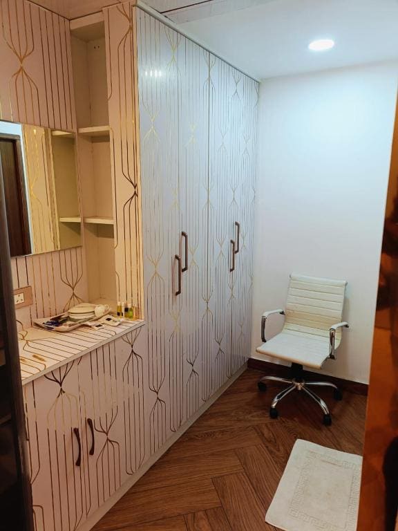 Hotel Royal Stay - Abraham Pandither Road - View 6