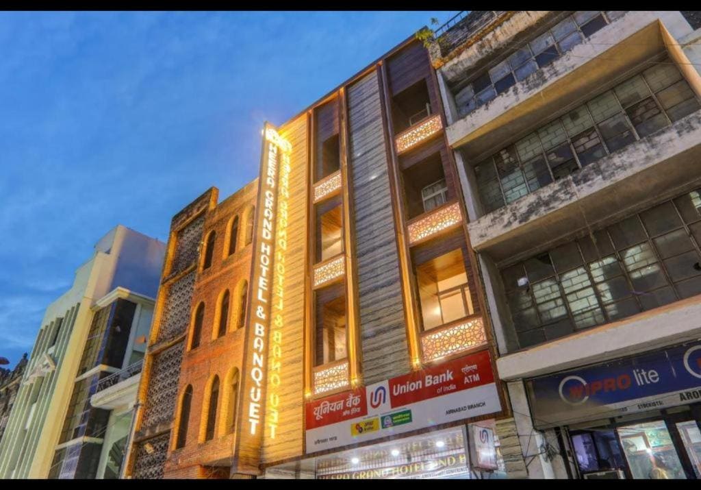 RROOMS Hotel Heera Grand - Main view