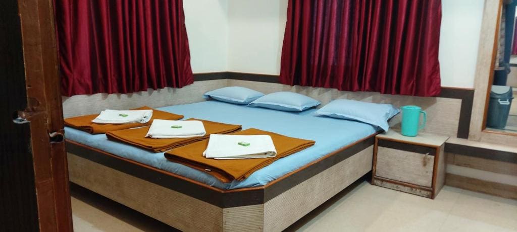 Sai Raghunandan Guest House - View 7