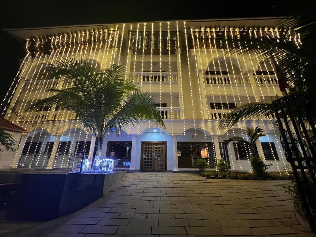 Sajjoys - Main view
