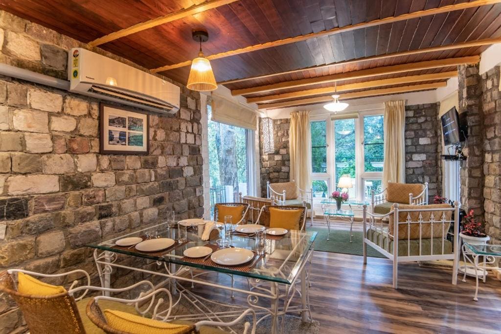 Sakley's Cottages - View 4