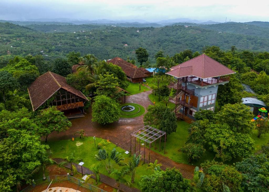 SandalMist Resort and Spa - Main view